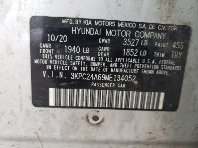 Photo 11 VIN: 3KPC24A69ME134052 - HYUNDAI ACCENT SE 