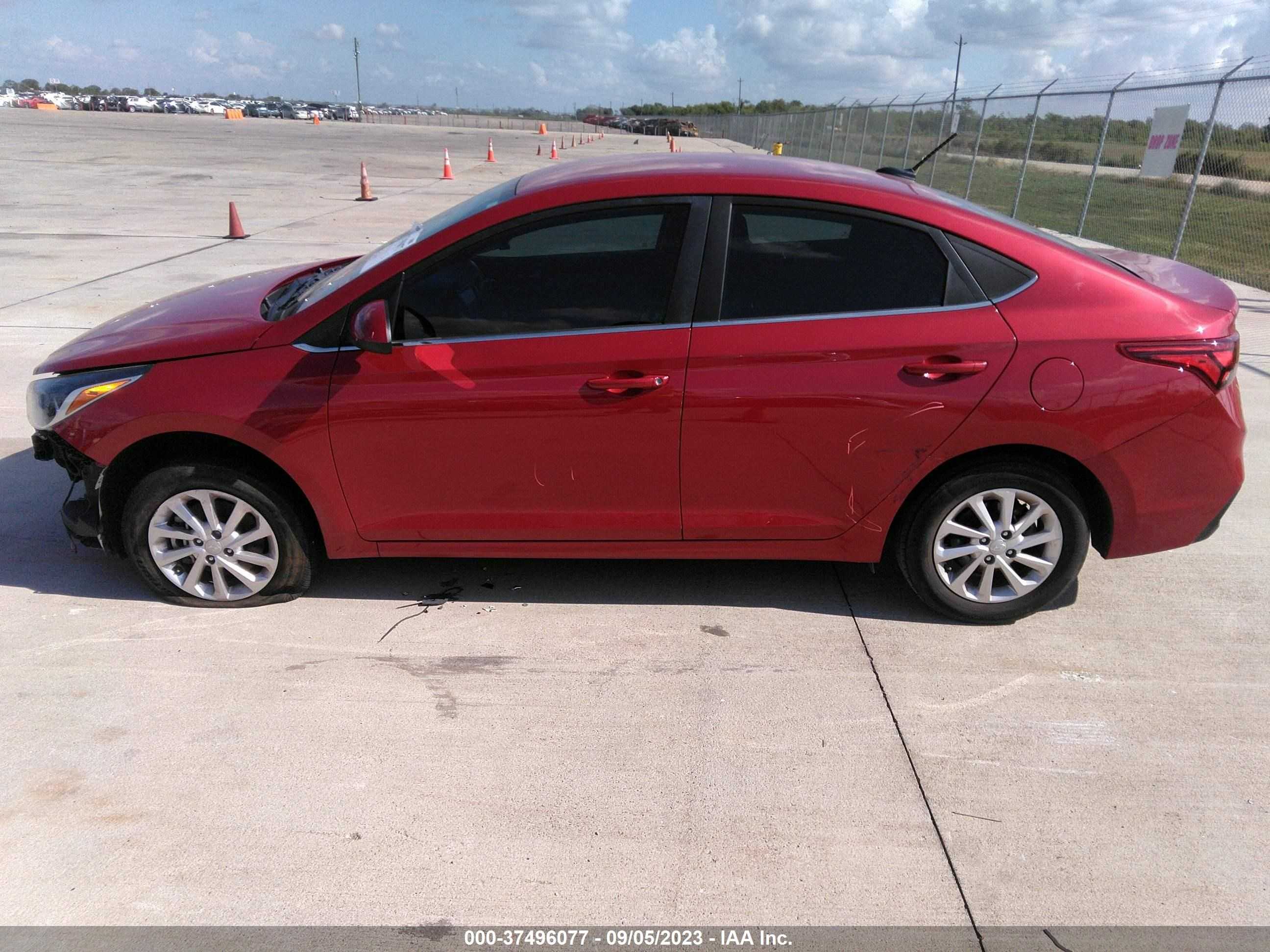 Photo 13 VIN: 3KPC24A69ME137971 - HYUNDAI ACCENT 