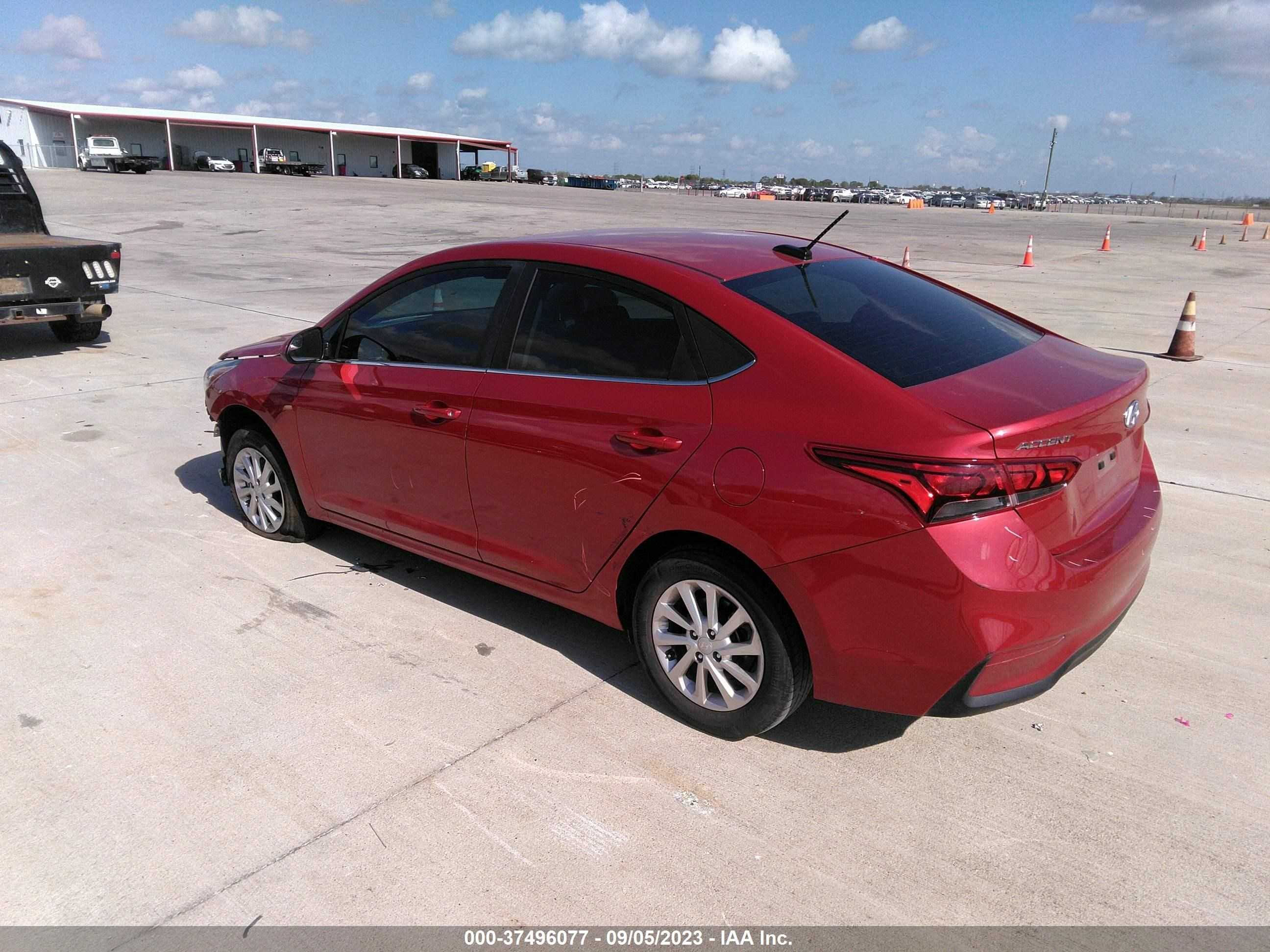 Photo 2 VIN: 3KPC24A69ME137971 - HYUNDAI ACCENT 