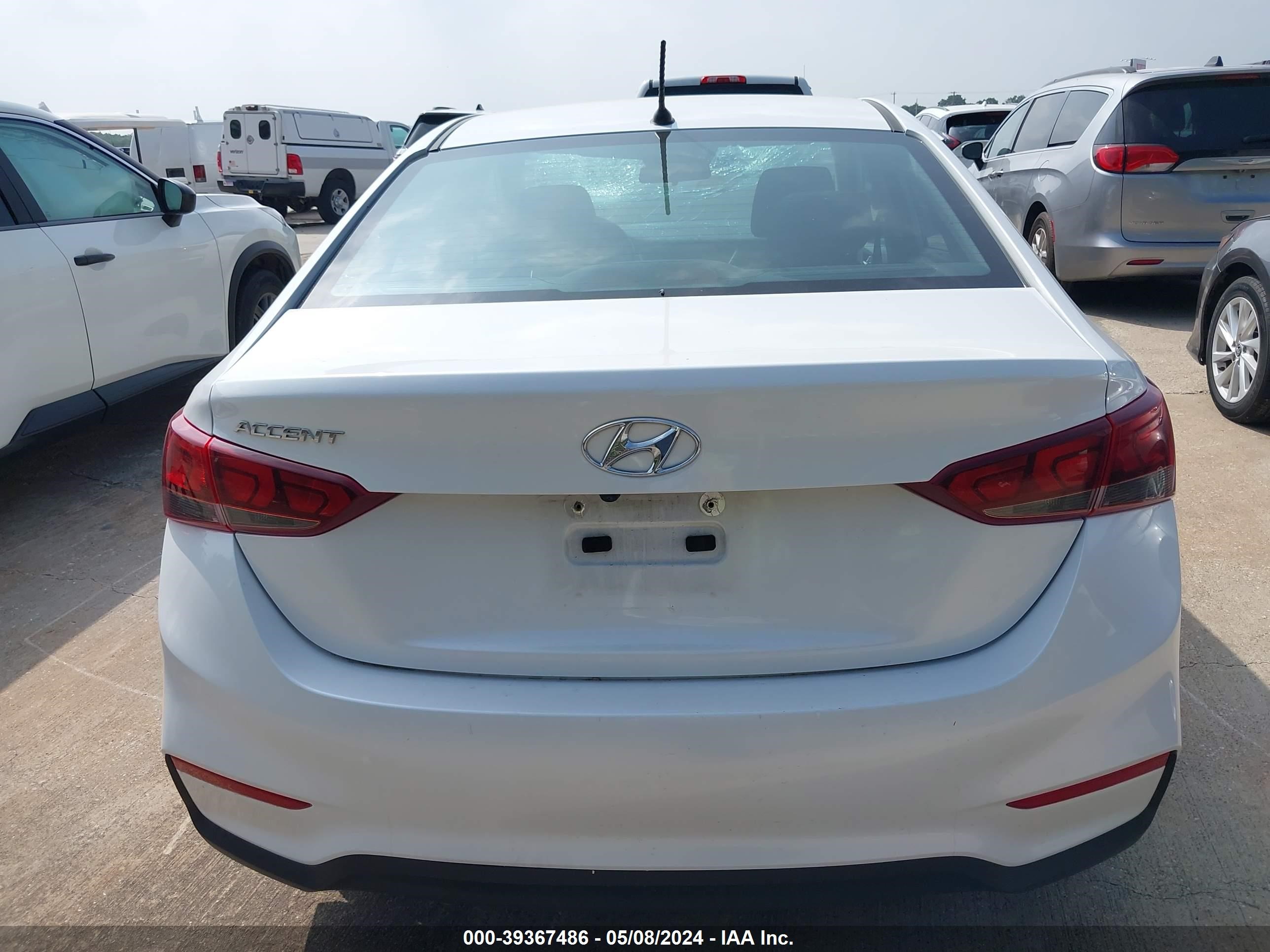 Photo 15 VIN: 3KPC24A69ME147867 - HYUNDAI ACCENT 