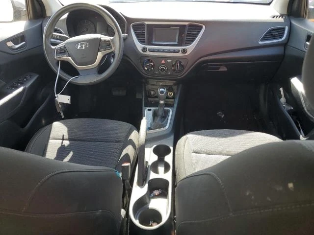 Photo 7 VIN: 3KPC24A6XLE098502 - HYUNDAI ACCENT SE 