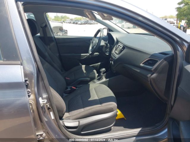 Photo 4 VIN: 3KPC24A6XLE113922 - HYUNDAI ACCENT 