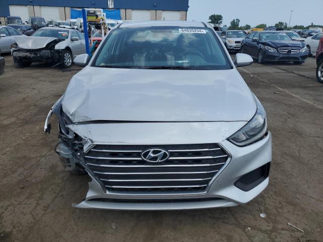 Photo 4 VIN: 3KPC24A6XLE120711 - HYUNDAI ACCENT SE 