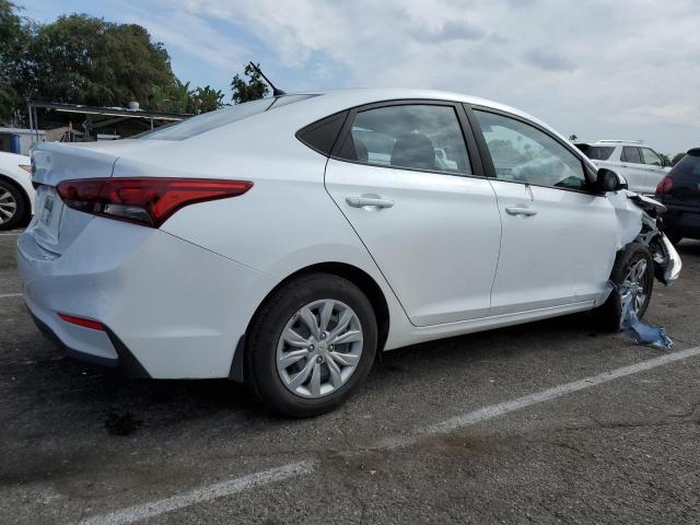 Photo 2 VIN: 3KPC24A6XLE125911 - HYUNDAI ACCENT SE 