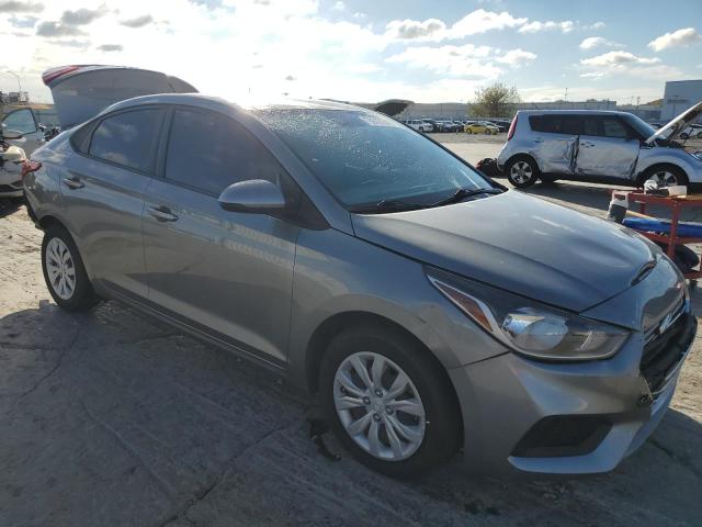 Photo 3 VIN: 3KPC24A6XNE155980 - HYUNDAI ACCENT SE 