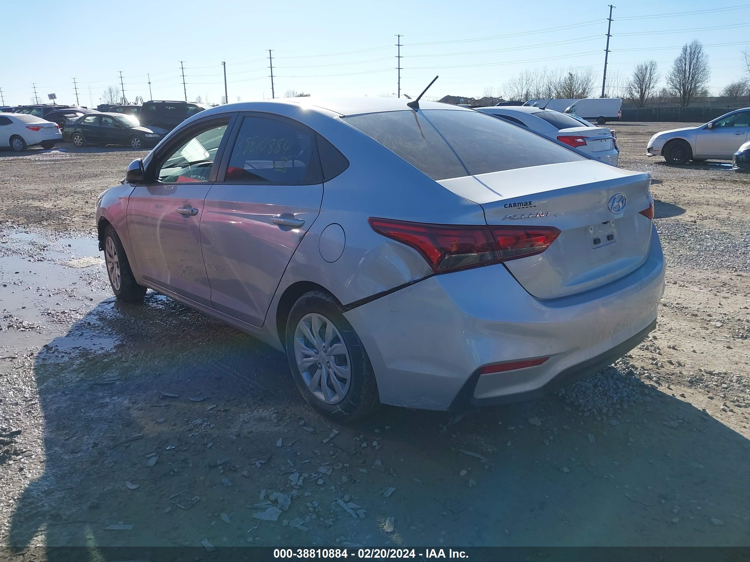 Photo 2 VIN: 3KPC24A6XNE157664 - HYUNDAI ACCENT 