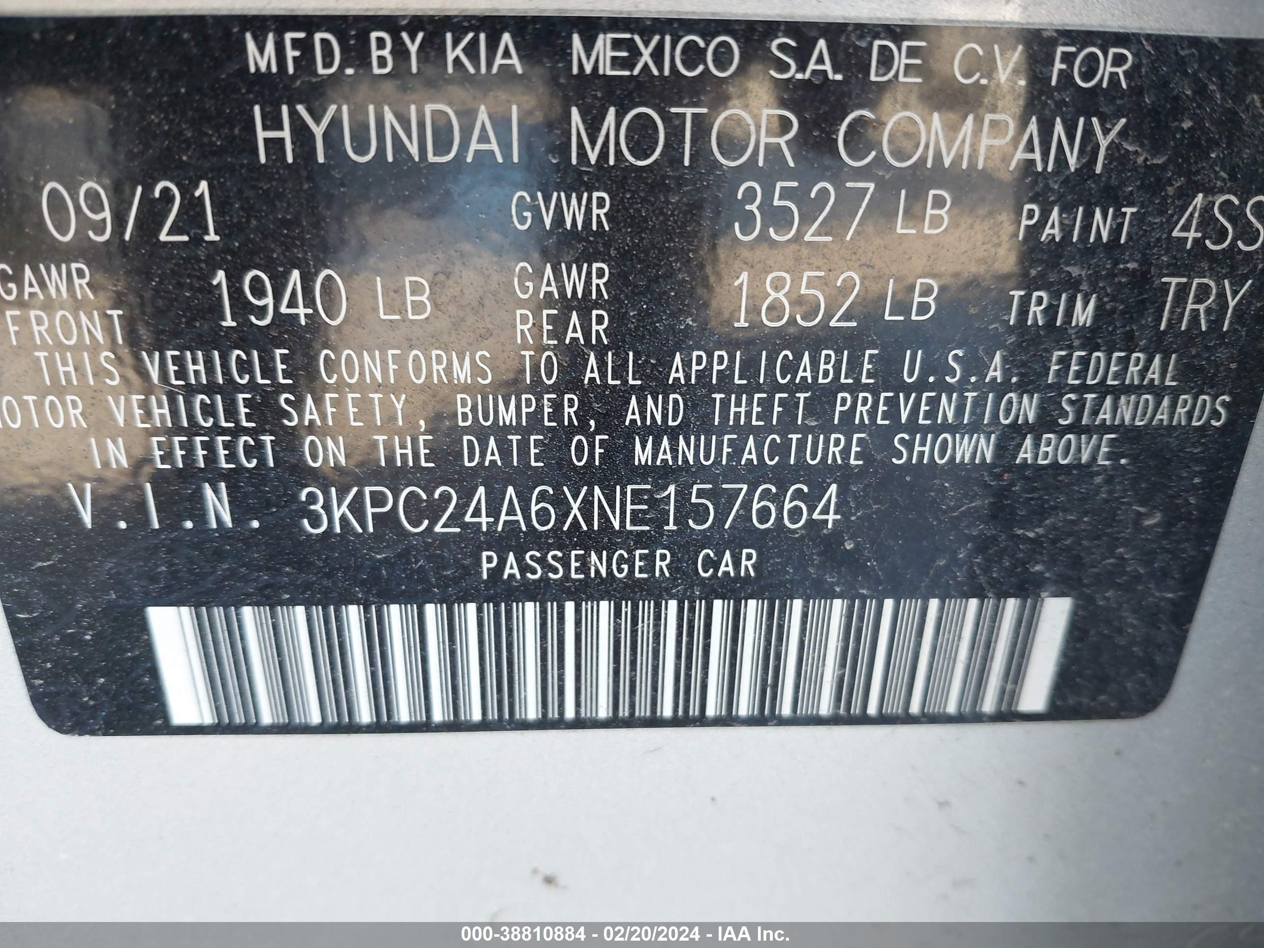 Photo 8 VIN: 3KPC24A6XNE157664 - HYUNDAI ACCENT 