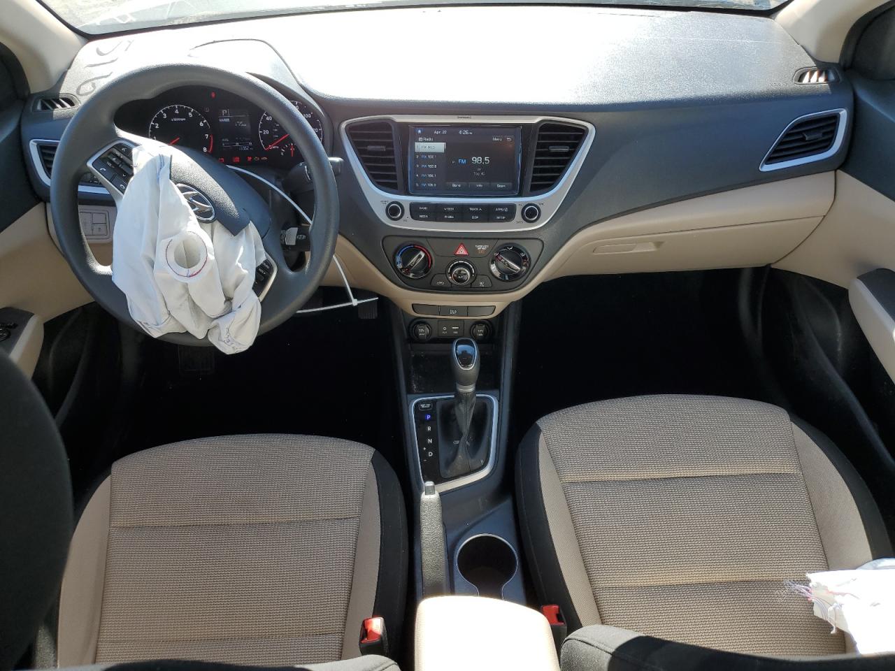 Photo 7 VIN: 3KPC24A6XNE160743 - HYUNDAI ACCENT 