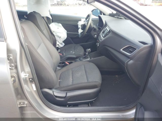 Photo 4 VIN: 3KPC24A6XNE160922 - HYUNDAI ACCENT 