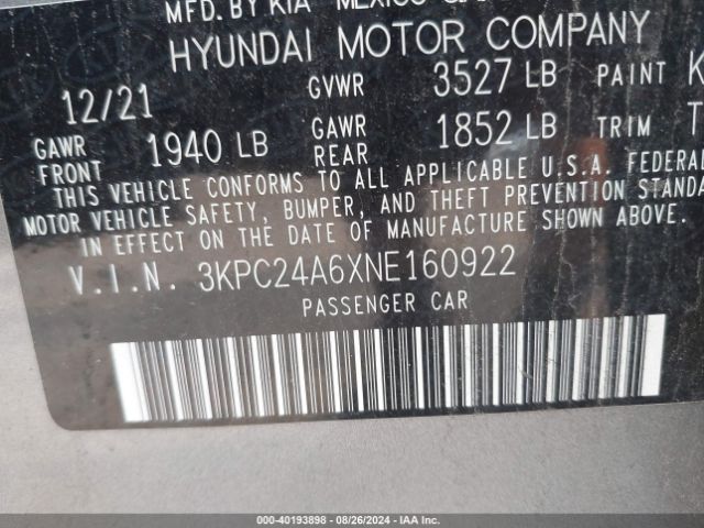 Photo 8 VIN: 3KPC24A6XNE160922 - HYUNDAI ACCENT 