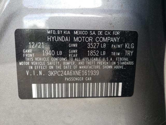 Photo 9 VIN: 3KPC24A6XNE161939 - HYUNDAI ACCENT SE 