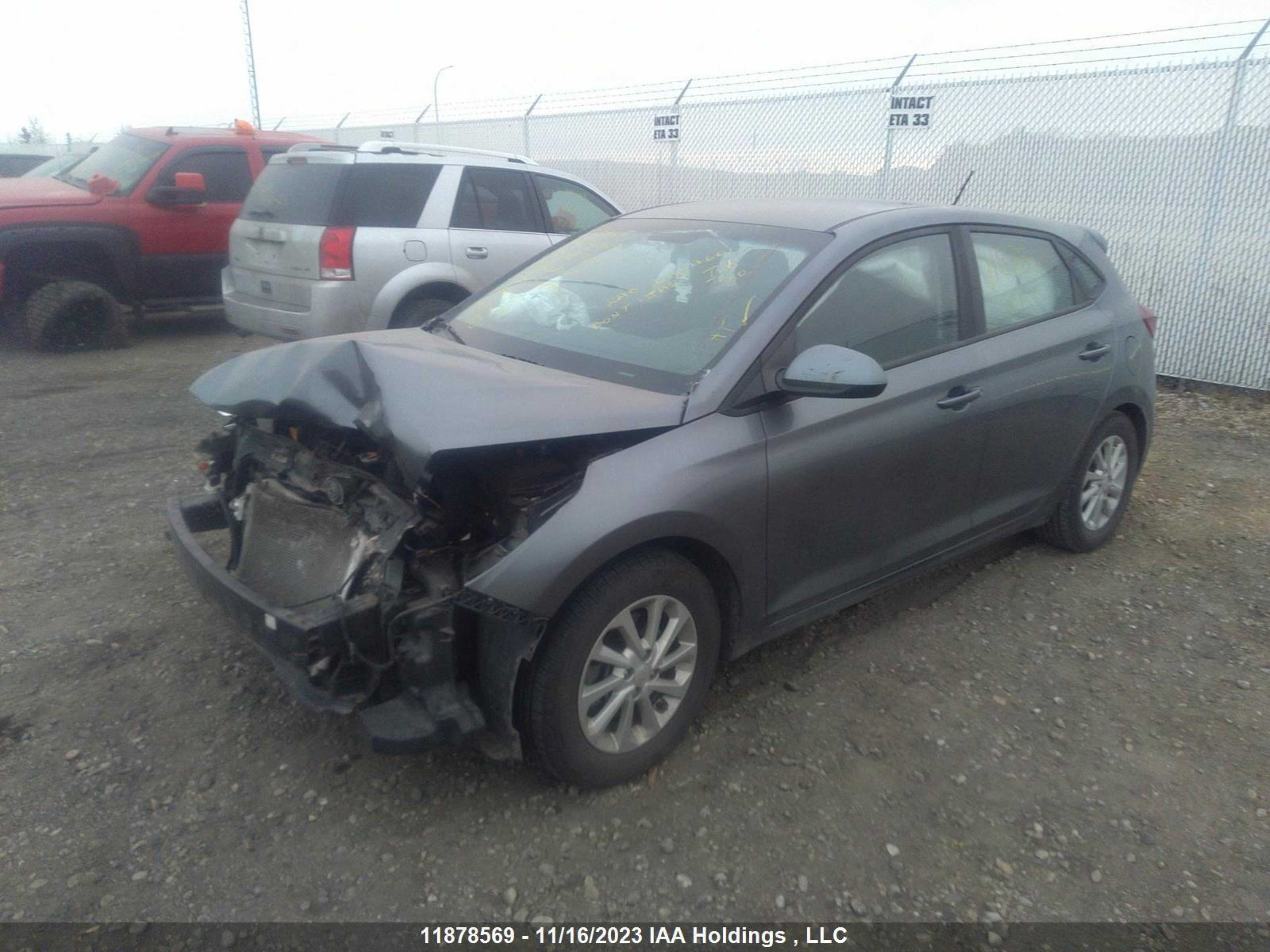 Photo 1 VIN: 3KPC25A3XJE015921 - HYUNDAI ACCENT 