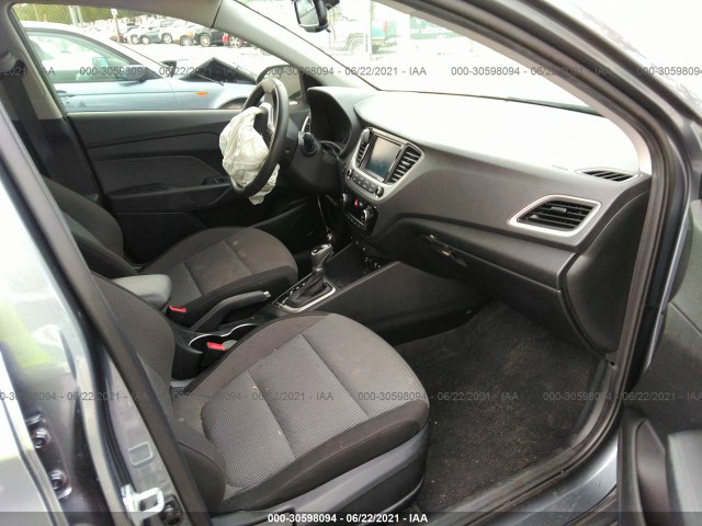 Photo 4 VIN: 3KPC34A3XKE069065 - HYUNDAI ACCENT 