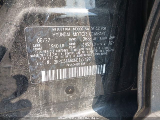 Photo 8 VIN: 3KPC34A60NE177497 - HYUNDAI ACCENT 