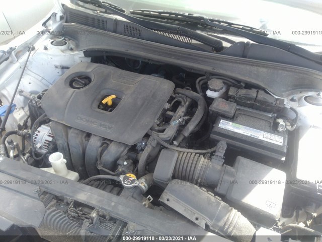 Photo 9 VIN: 3KPF24AD0KE014097 - KIA FORTE 