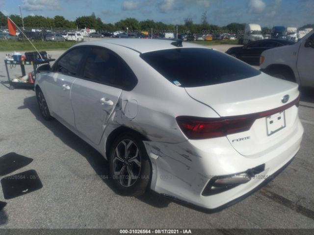 Photo 2 VIN: 3KPF24AD0KE040327 - KIA FORTE 