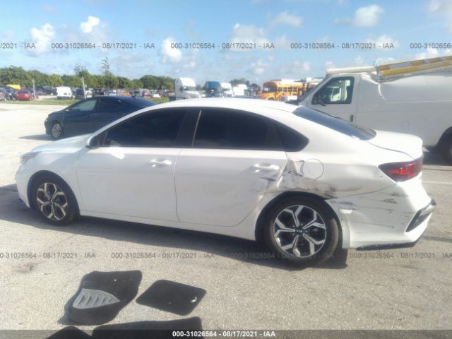 Photo 5 VIN: 3KPF24AD0KE040327 - KIA FORTE 