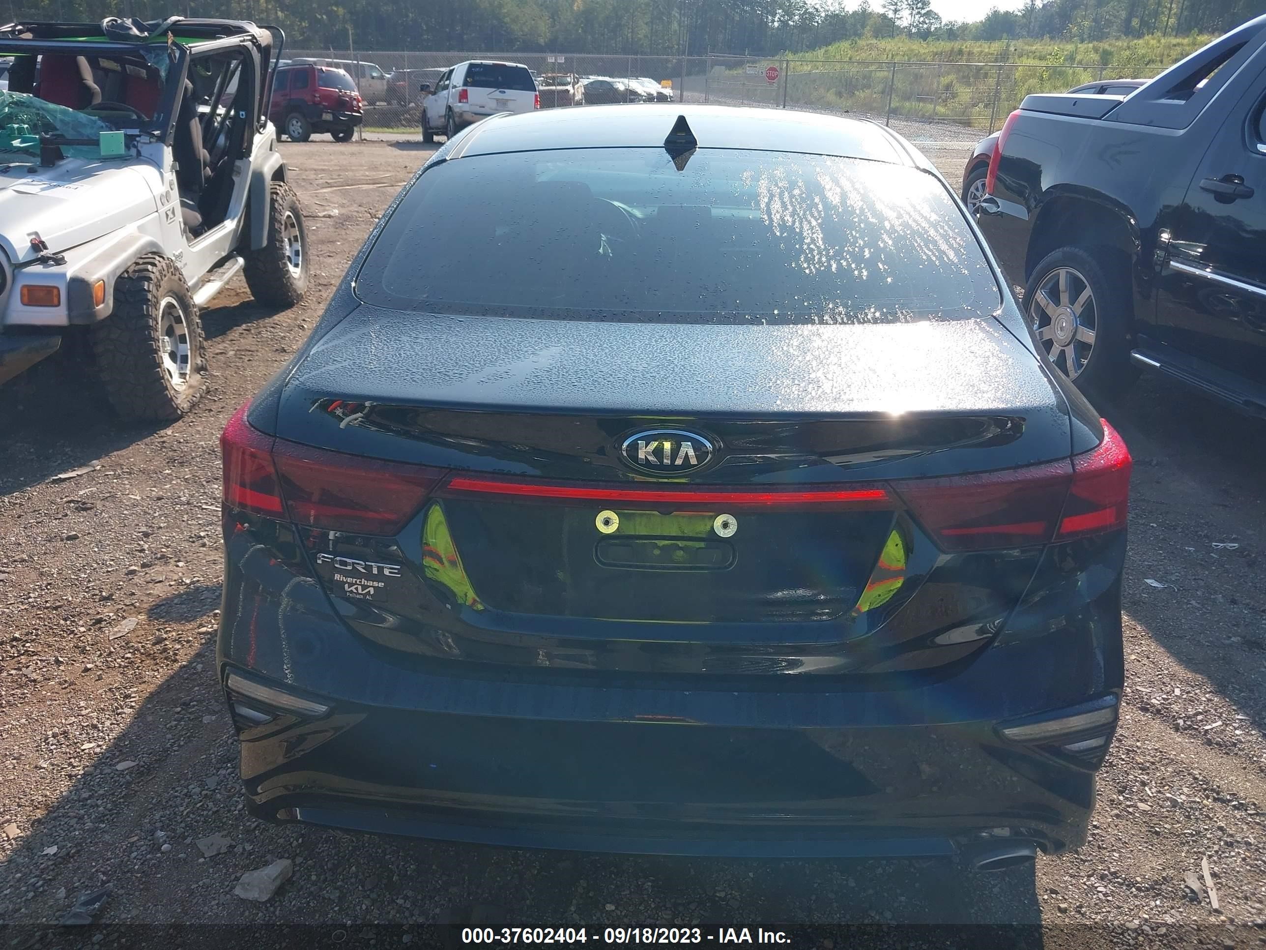 Photo 14 VIN: 3KPF24AD0KE088281 - KIA FORTE 