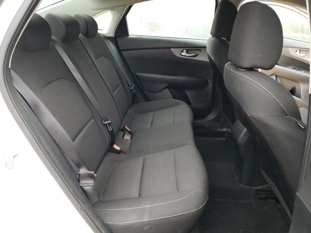Photo 9 VIN: 3KPF24AD0KE103491 - KIA FORTE FE 