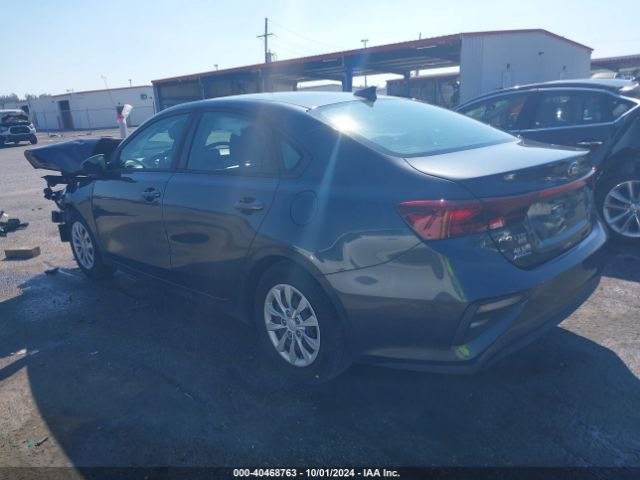 Photo 2 VIN: 3KPF24AD0KE105385 - KIA FORTE 