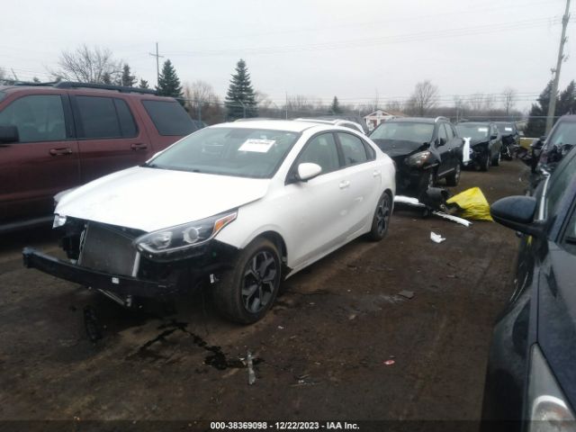 Photo 1 VIN: 3KPF24AD0KE114703 - KIA FORTE 