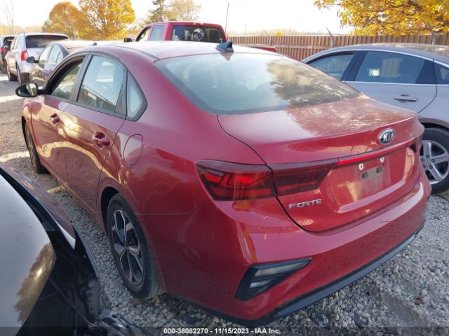 Photo 2 VIN: 3KPF24AD0KE114796 - KIA FORTE 