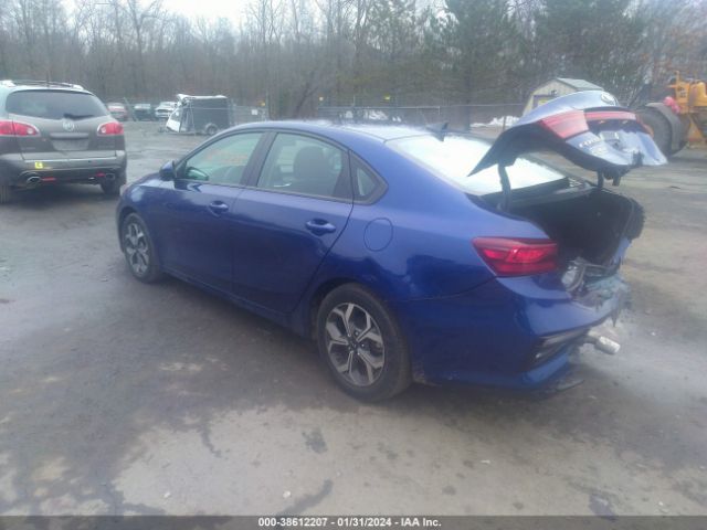 Photo 2 VIN: 3KPF24AD0KE132277 - KIA FORTE 