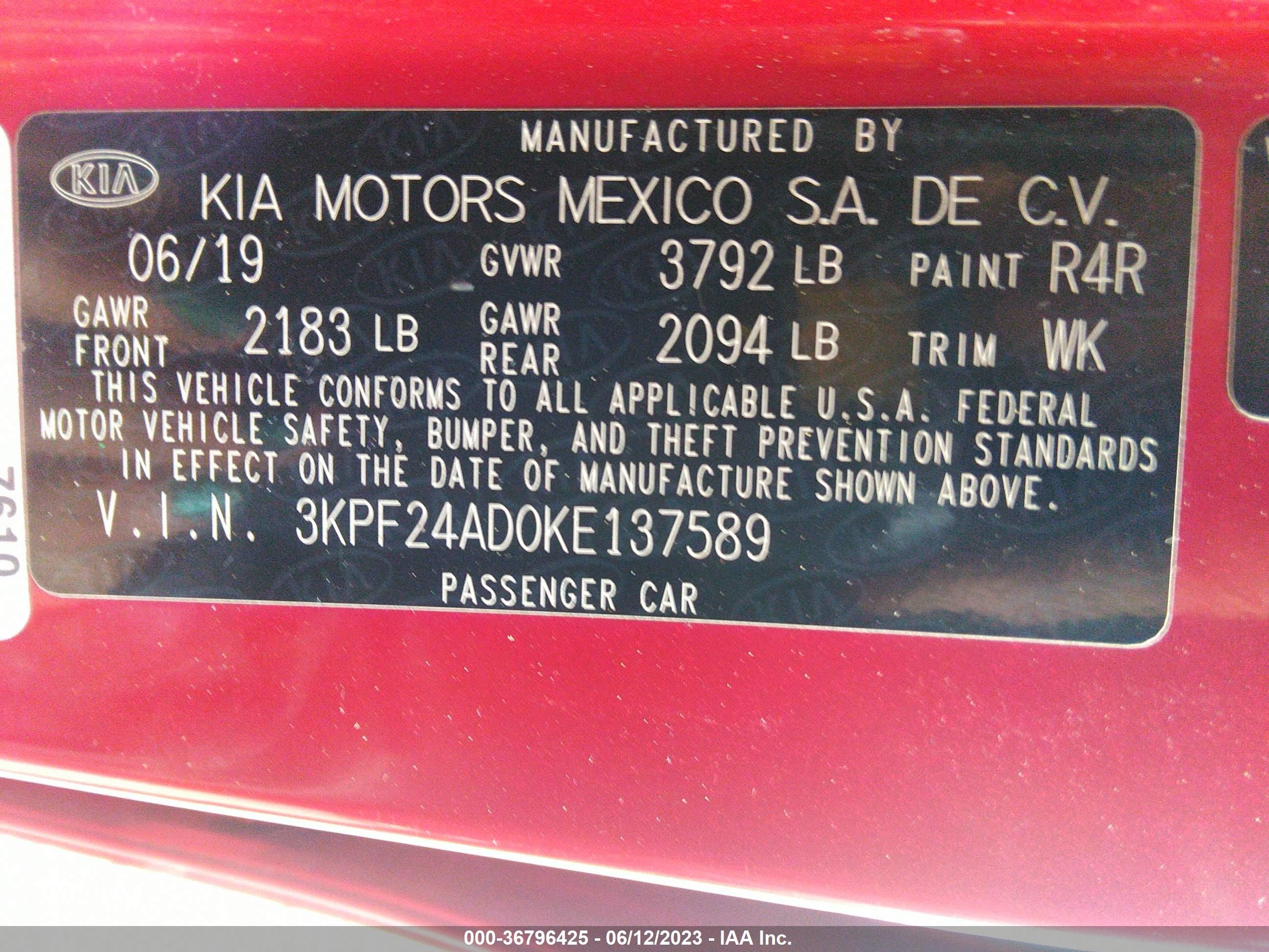 Photo 8 VIN: 3KPF24AD0KE137589 - KIA FORTE 