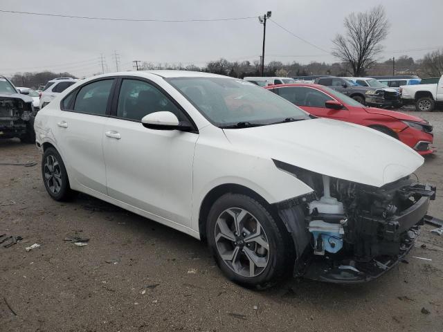 Photo 3 VIN: 3KPF24AD0ME266628 - KIA FORTE 