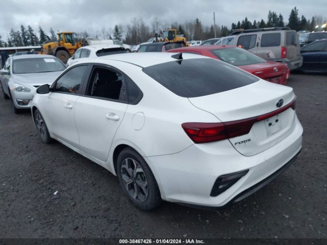 Photo 2 VIN: 3KPF24AD0ME267648 - KIA FORTE 