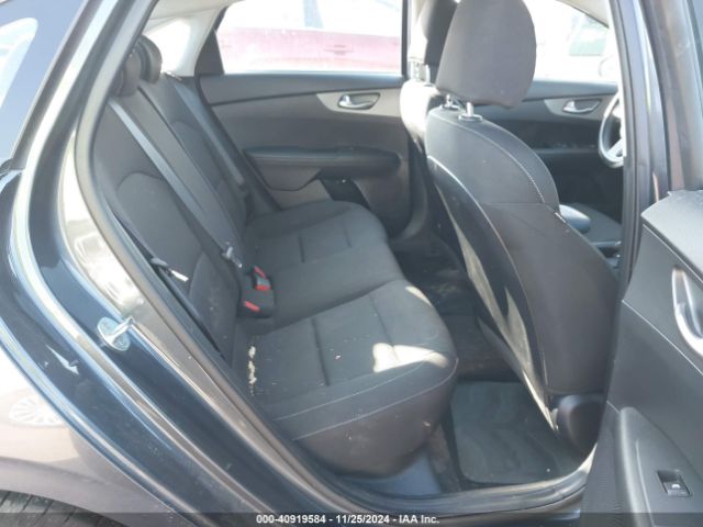 Photo 7 VIN: 3KPF24AD0ME284966 - KIA FORTE 