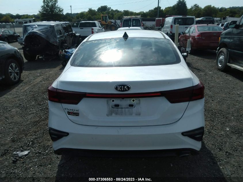 Photo 15 VIN: 3KPF24AD0ME302608 - KIA FORTE 