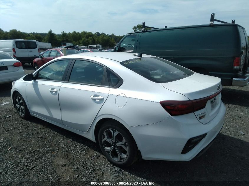 Photo 2 VIN: 3KPF24AD0ME302608 - KIA FORTE 