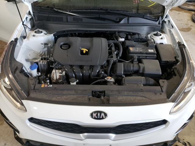 Photo 6 VIN: 3KPF24AD0ME304018 - KIA FORTE FE 