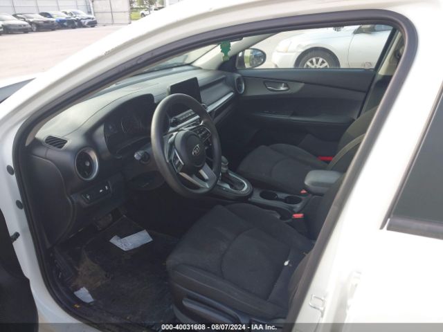 Photo 4 VIN: 3KPF24AD0ME307341 - KIA FORTE 