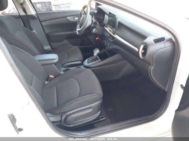 Photo 4 VIN: 3KPF24AD0ME320249 - KIA FORTE 