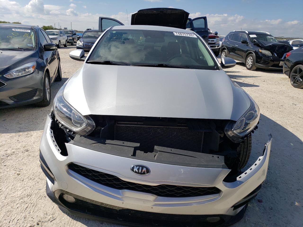 Photo 4 VIN: 3KPF24AD0ME350965 - KIA FORTE 