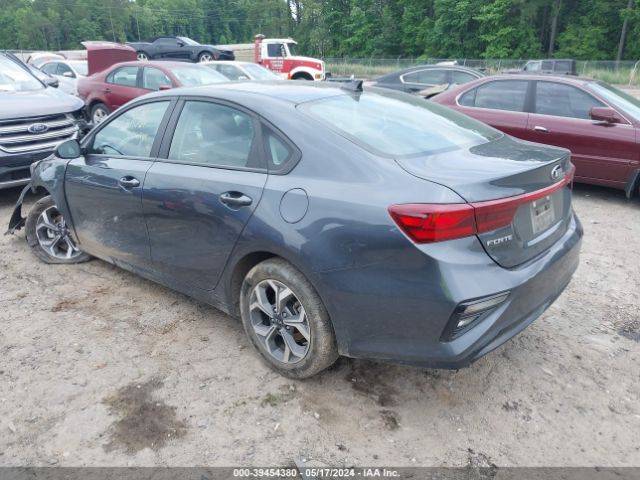 Photo 2 VIN: 3KPF24AD0ME359083 - KIA FORTE 