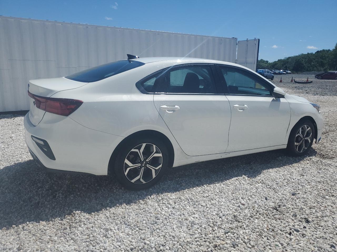 Photo 13 VIN: 3KPF24AD0ME362498 - KIA FORTE 