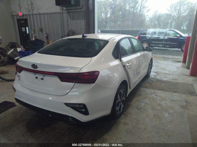 Photo 3 VIN: 3KPF24AD0ME369063 - KIA FORTE 