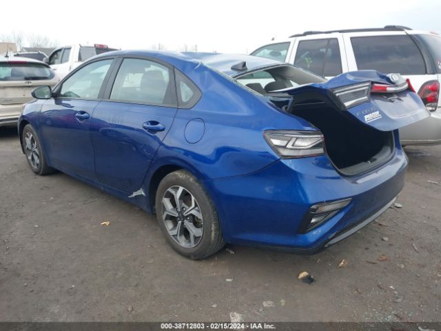 Photo 2 VIN: 3KPF24AD0ME372867 - KIA FORTE 