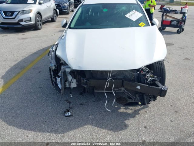 Photo 5 VIN: 3KPF24AD0ME393458 - KIA FORTE 