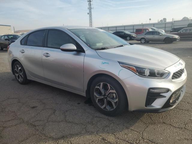 Photo 3 VIN: 3KPF24AD0ME396991 - KIA FORTE FE 