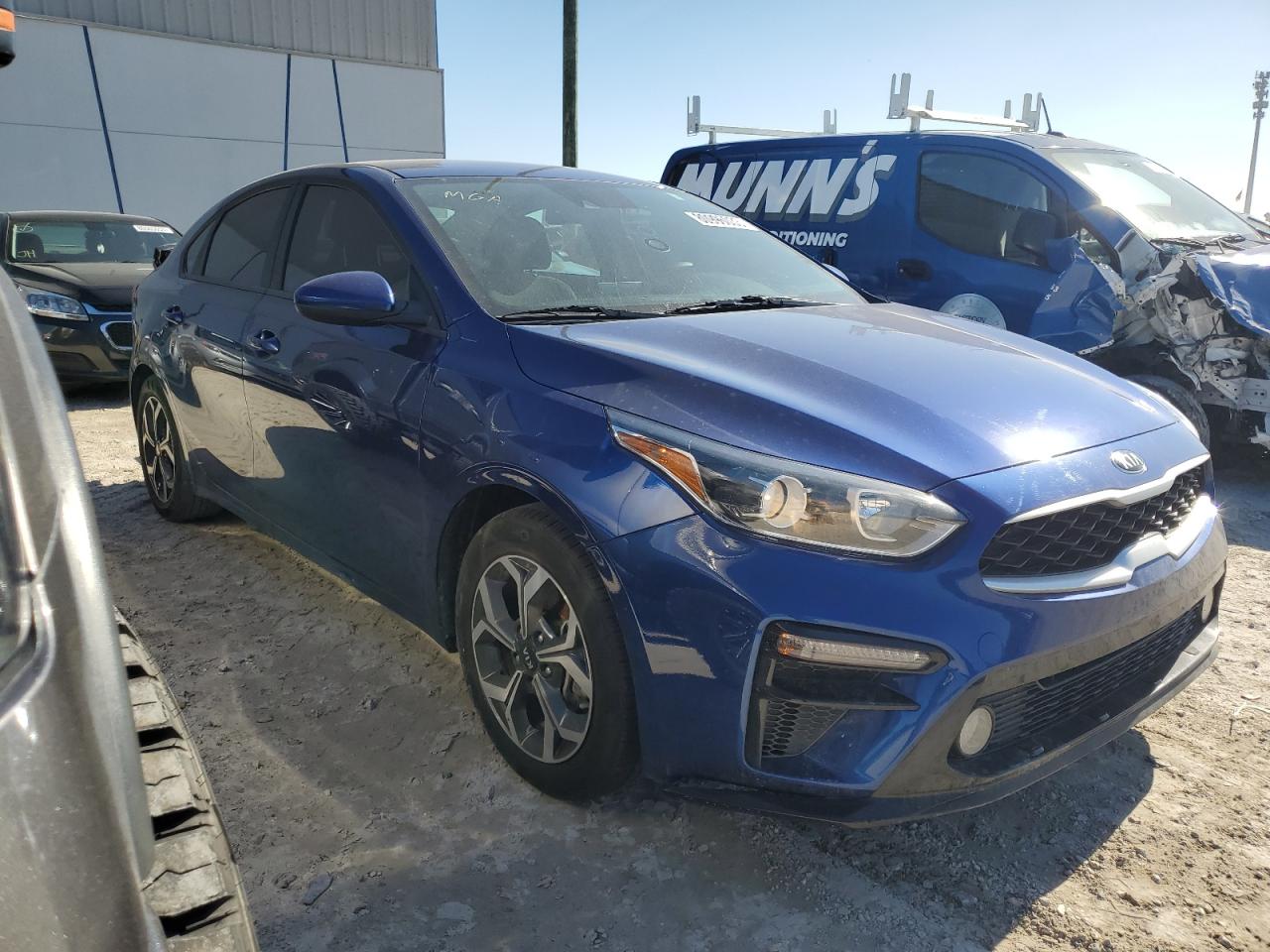 Photo 3 VIN: 3KPF24AD0ME412669 - KIA FORTE 