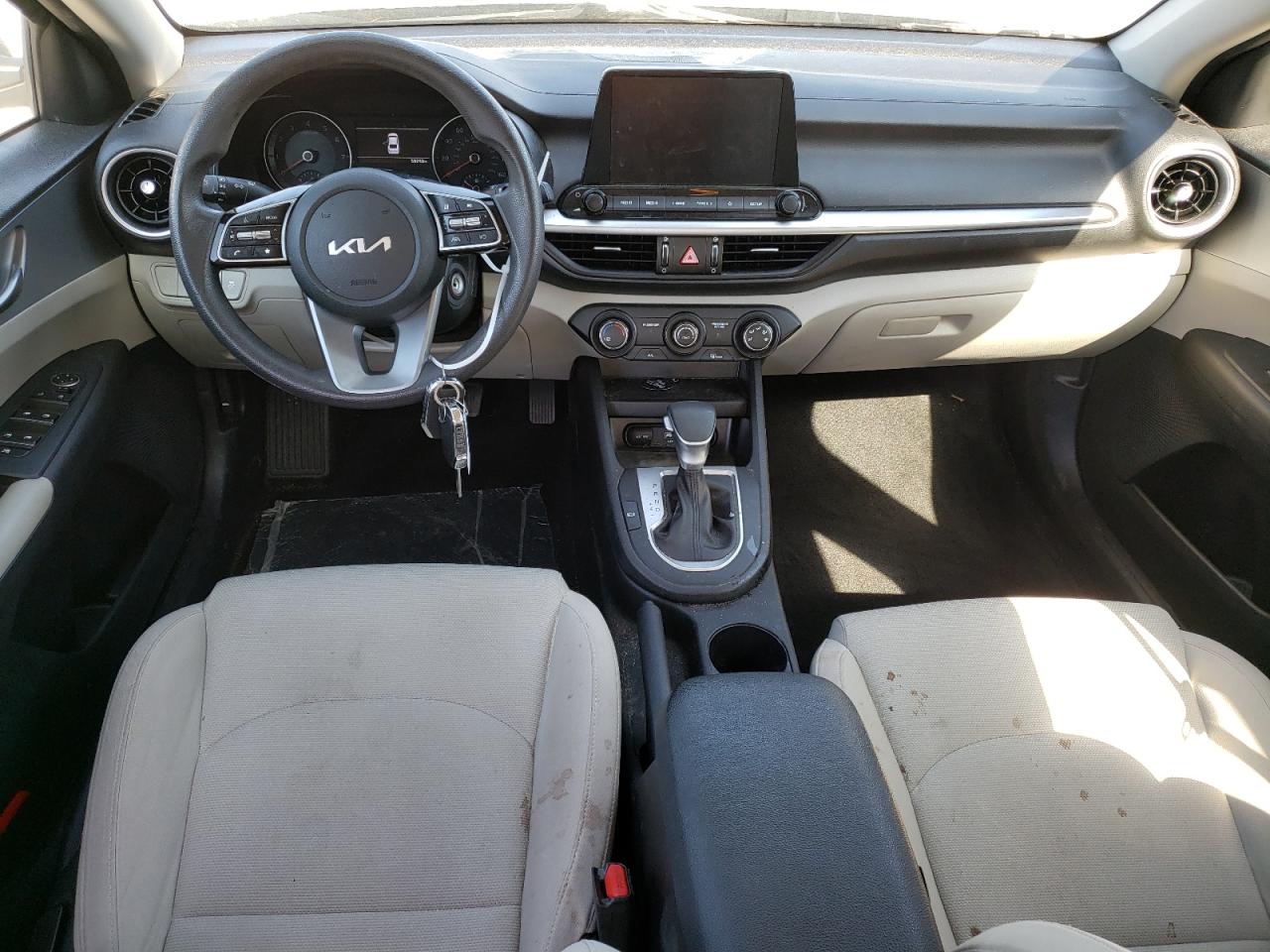 Photo 7 VIN: 3KPF24AD0NE439193 - KIA FORTE 