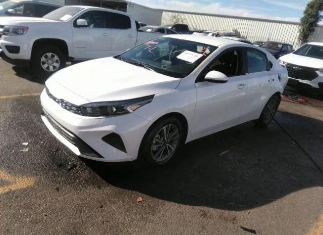 Photo 1 VIN: 3KPF24AD0NE440425 - KIA FORTE 