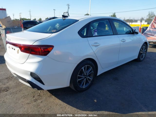 Photo 3 VIN: 3KPF24AD0NE446726 - KIA FORTE 