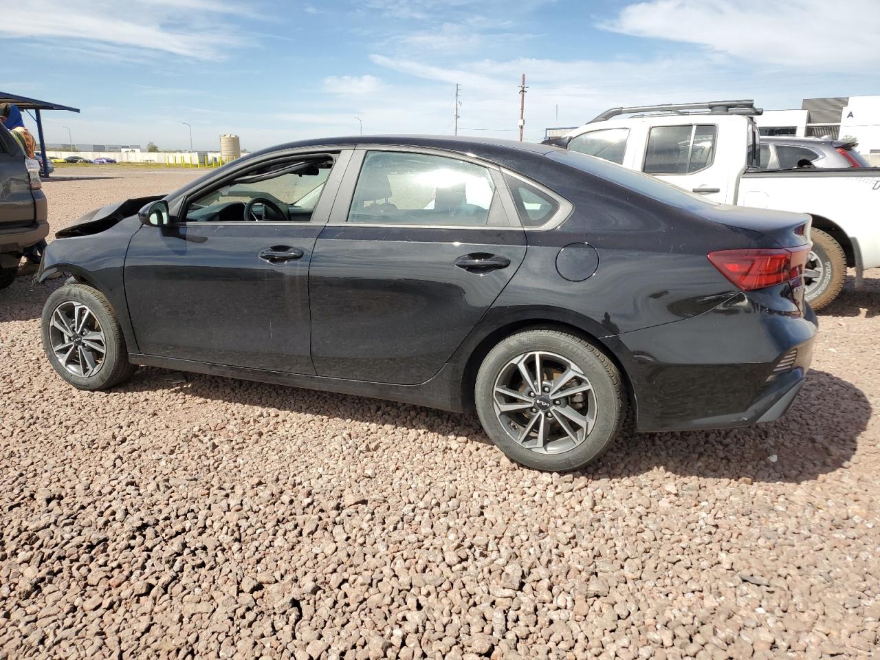 Photo 1 VIN: 3KPF24AD0NE460545 - KIA FORTE 