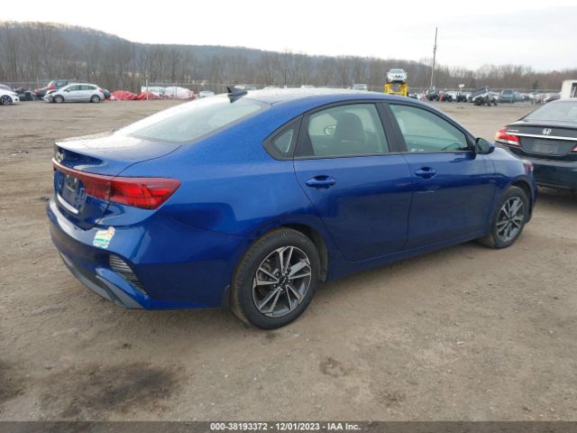 Photo 3 VIN: 3KPF24AD0PE504515 - KIA FORTE 