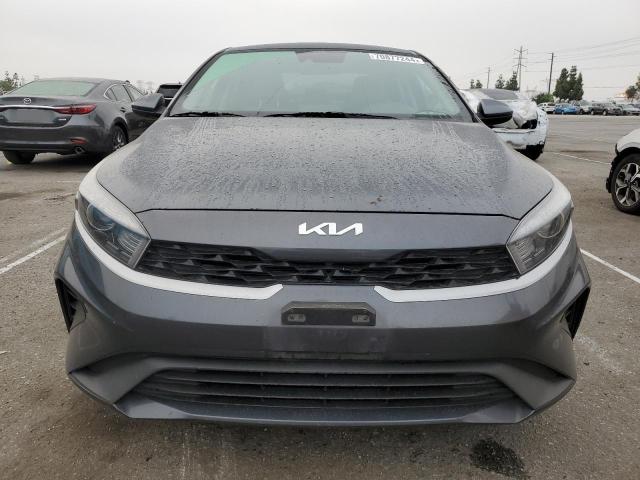 Photo 4 VIN: 3KPF24AD0PE541399 - KIA FORTE LX 